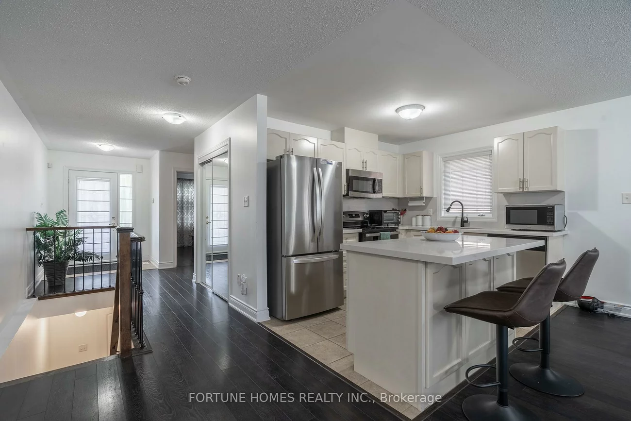 67, Locust, Sandringham-Wellington, Brampton