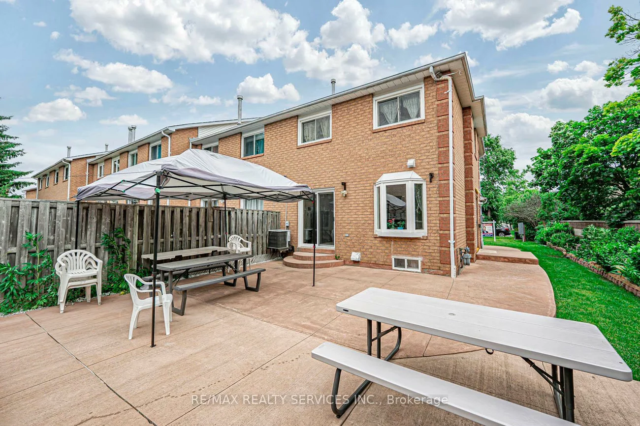10, Shirley, Heart Lake East, Brampton