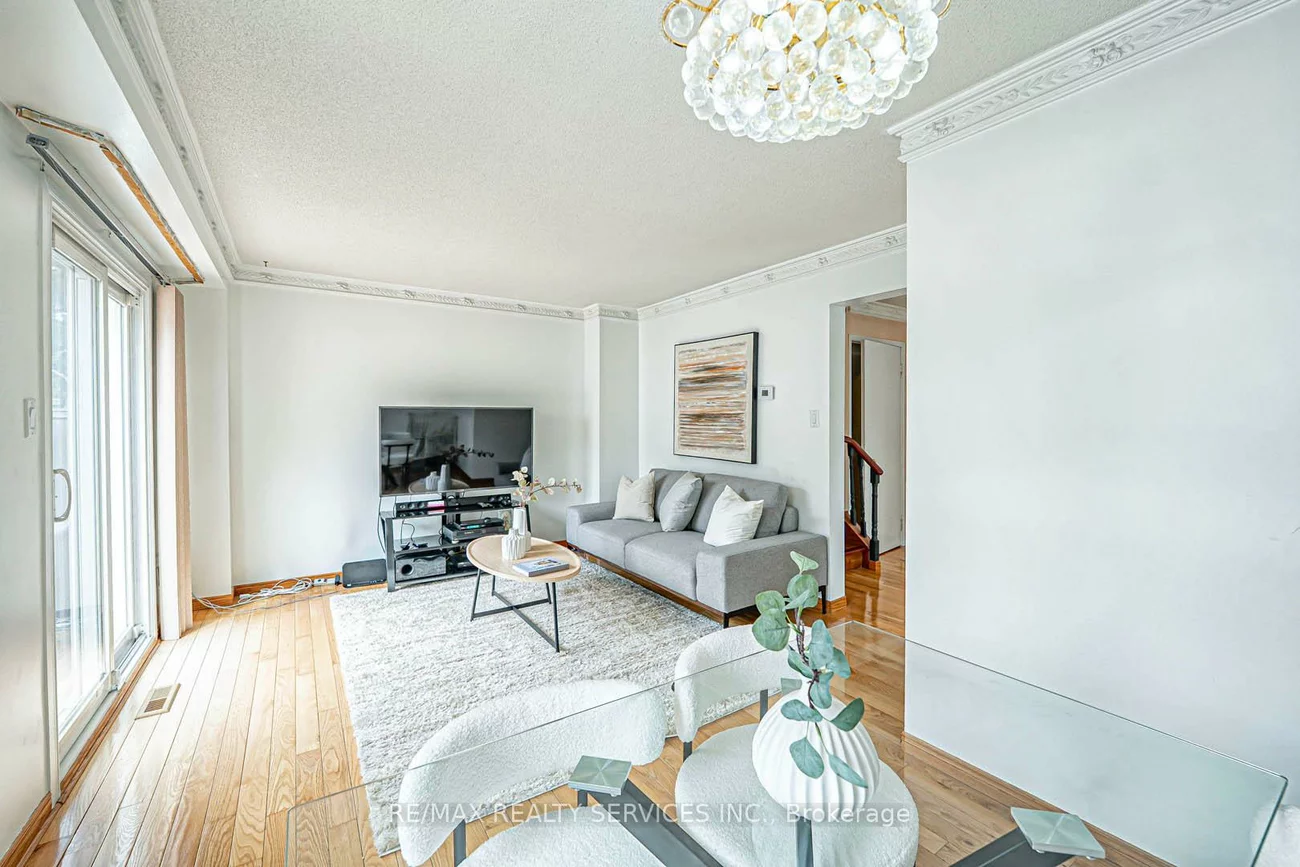 10, Shirley, Heart Lake East, Brampton