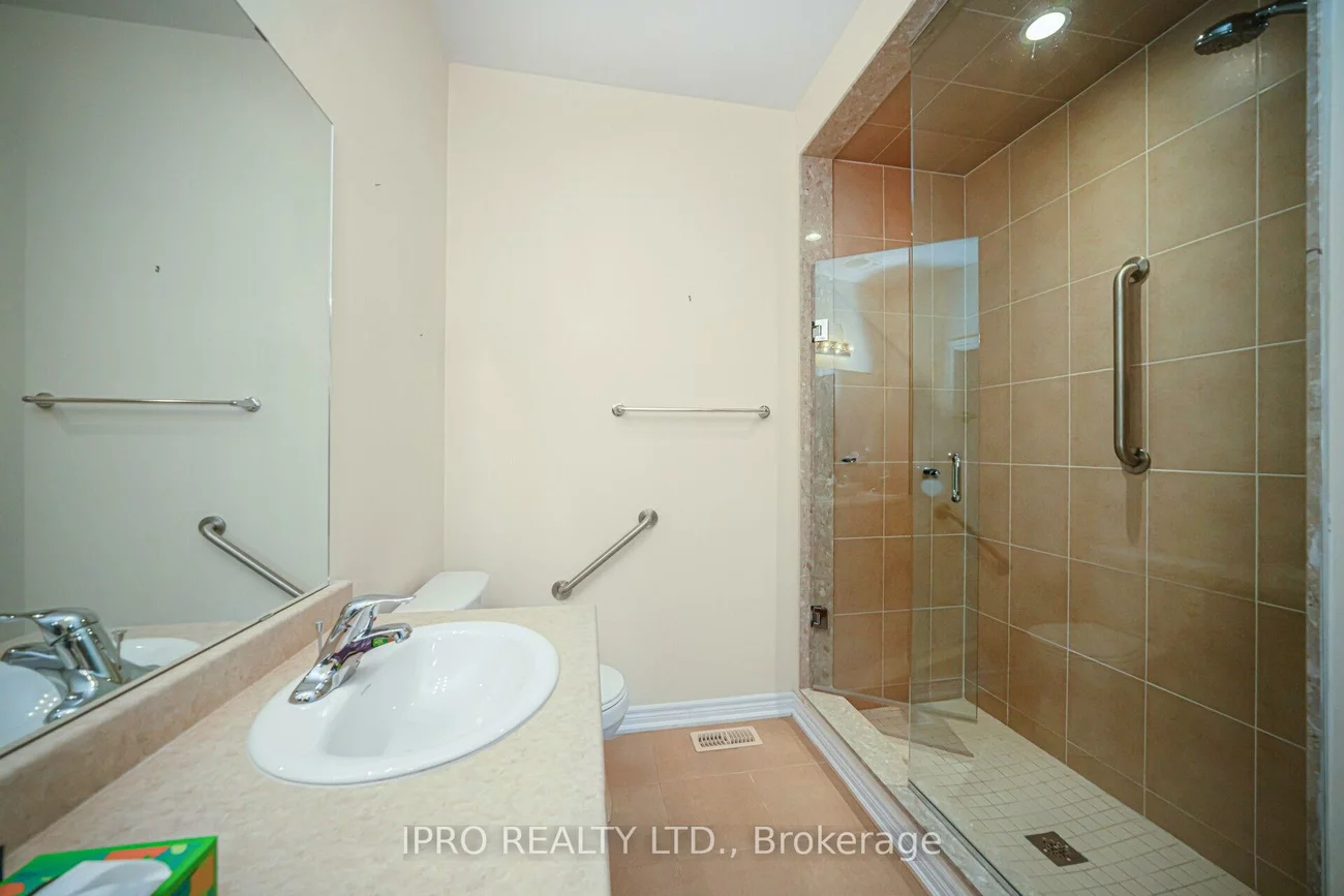 27, jazzberry, Sandringham-Wellington, Brampton