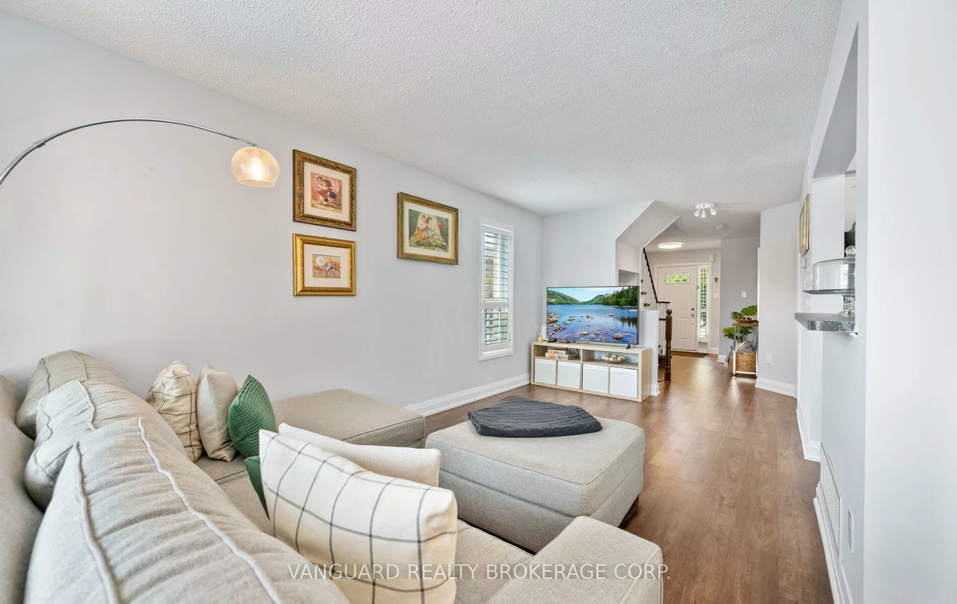 200, Cresthaven, Snelgrove, Brampton