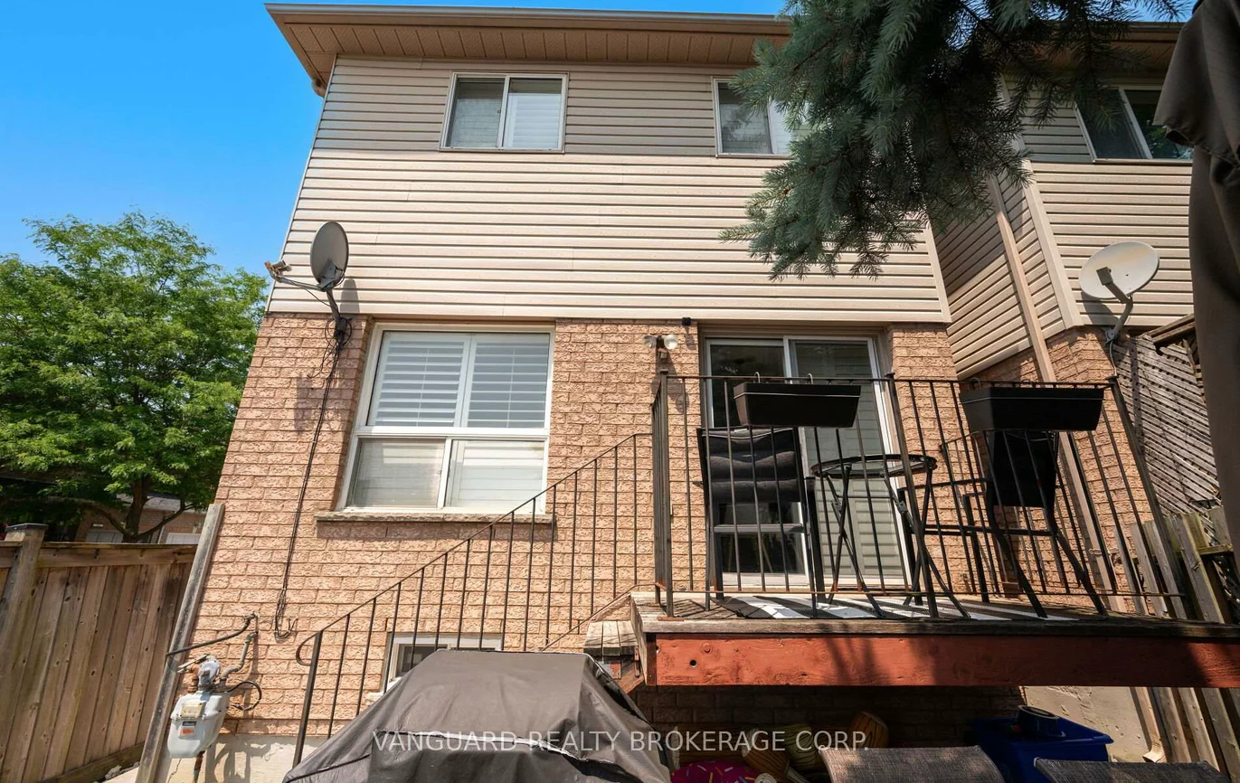 200, Cresthaven, Snelgrove, Brampton