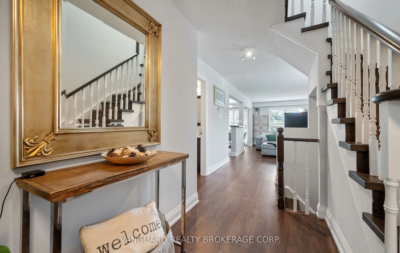 200, Cresthaven, Snelgrove, Brampton