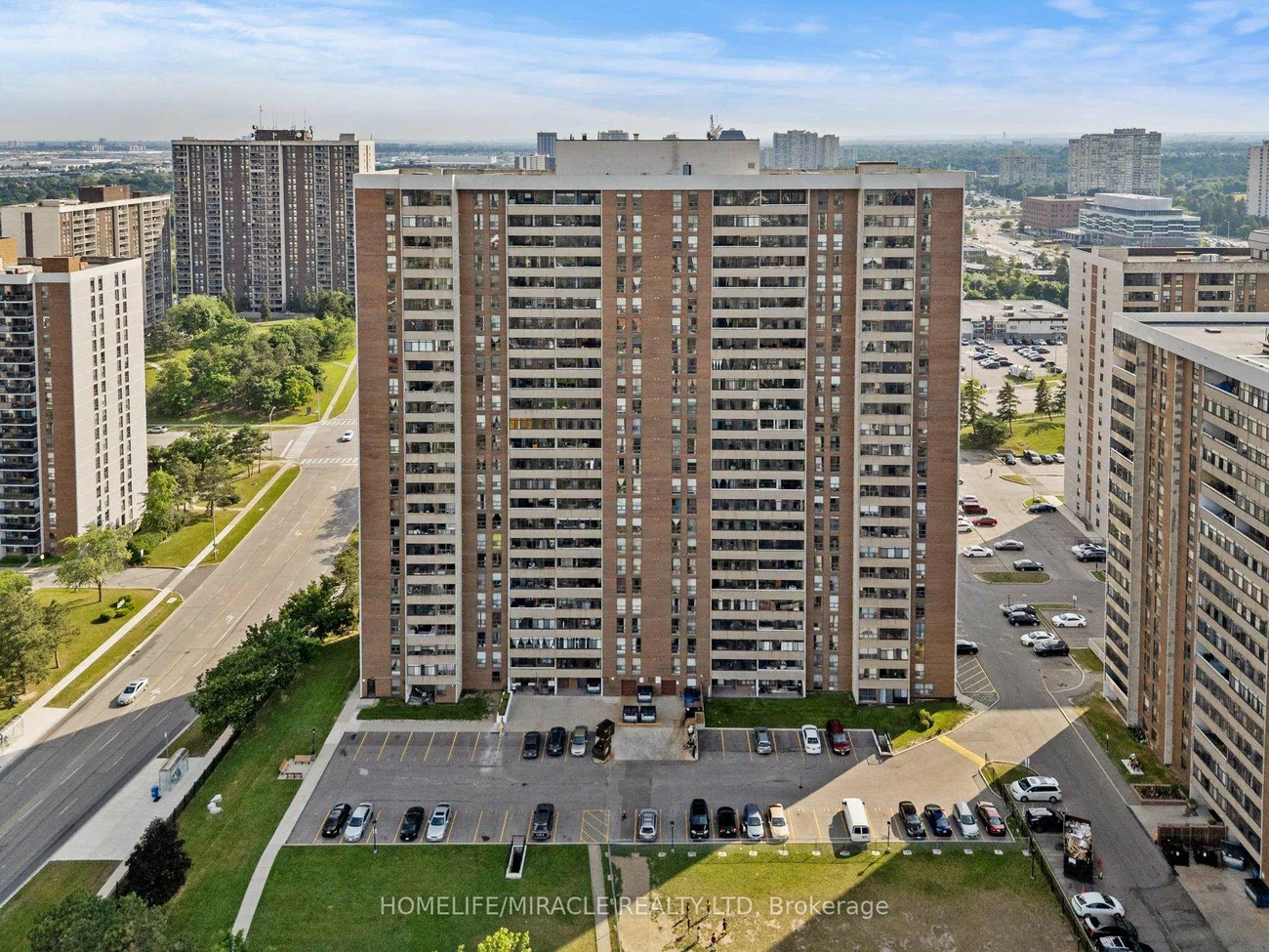 18, Knightsbridge, Queen Street Corridor, Brampton