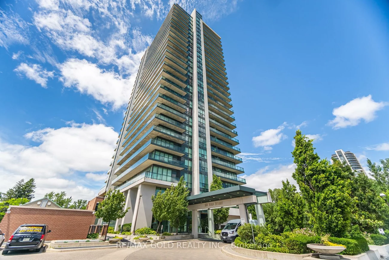 100, John, Downtown Brampton, Brampton