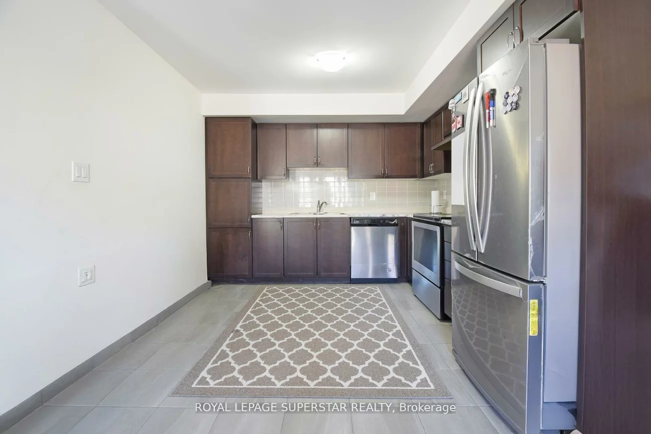 250, Sunny Meadow, Sandringham-Wellington, Brampton