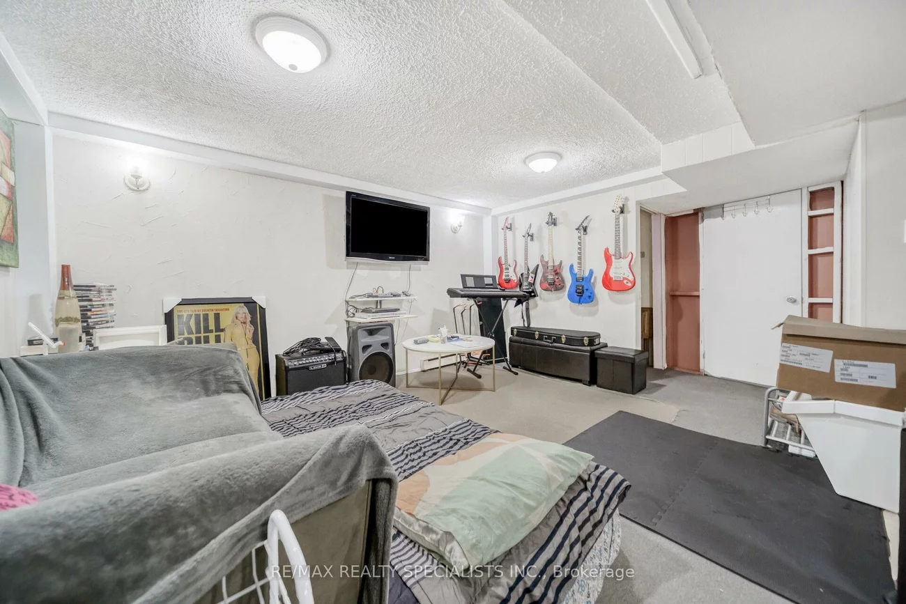 1, Craigleigh, Avondale, Brampton