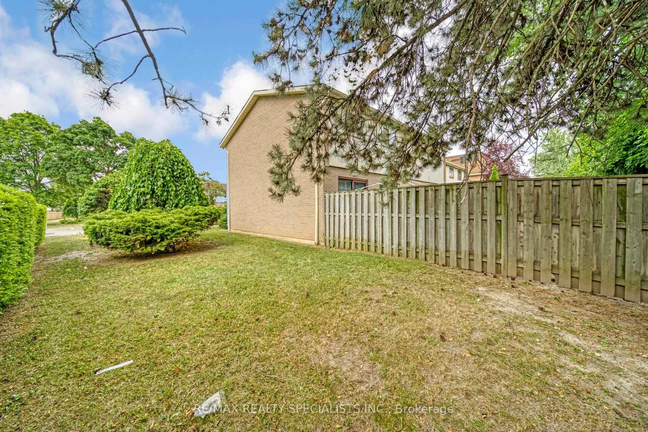 1, Craigleigh, Avondale, Brampton