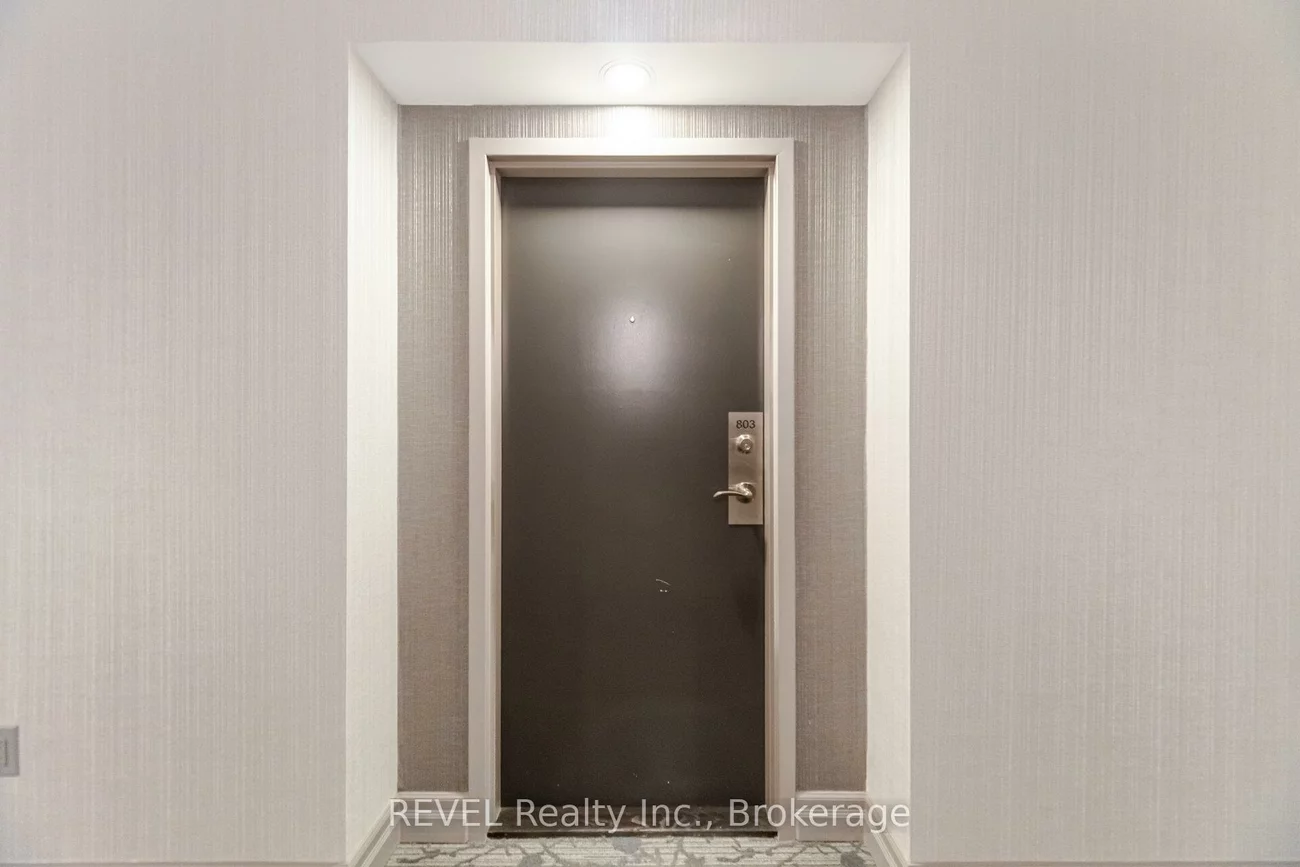 12, Laurelcrest, Queen Street Corridor, Brampton