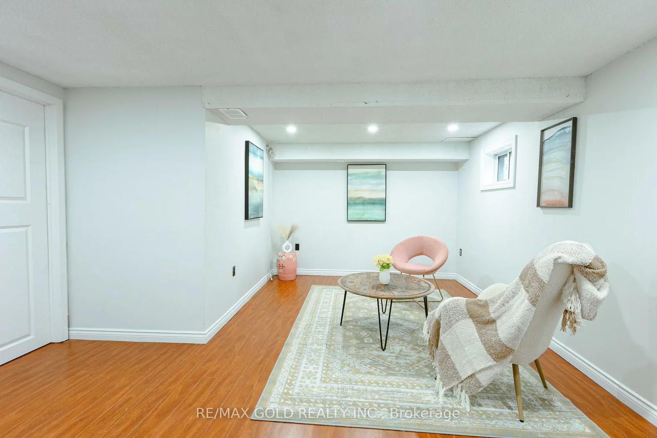 337, Fleetwood, Southgate, Brampton