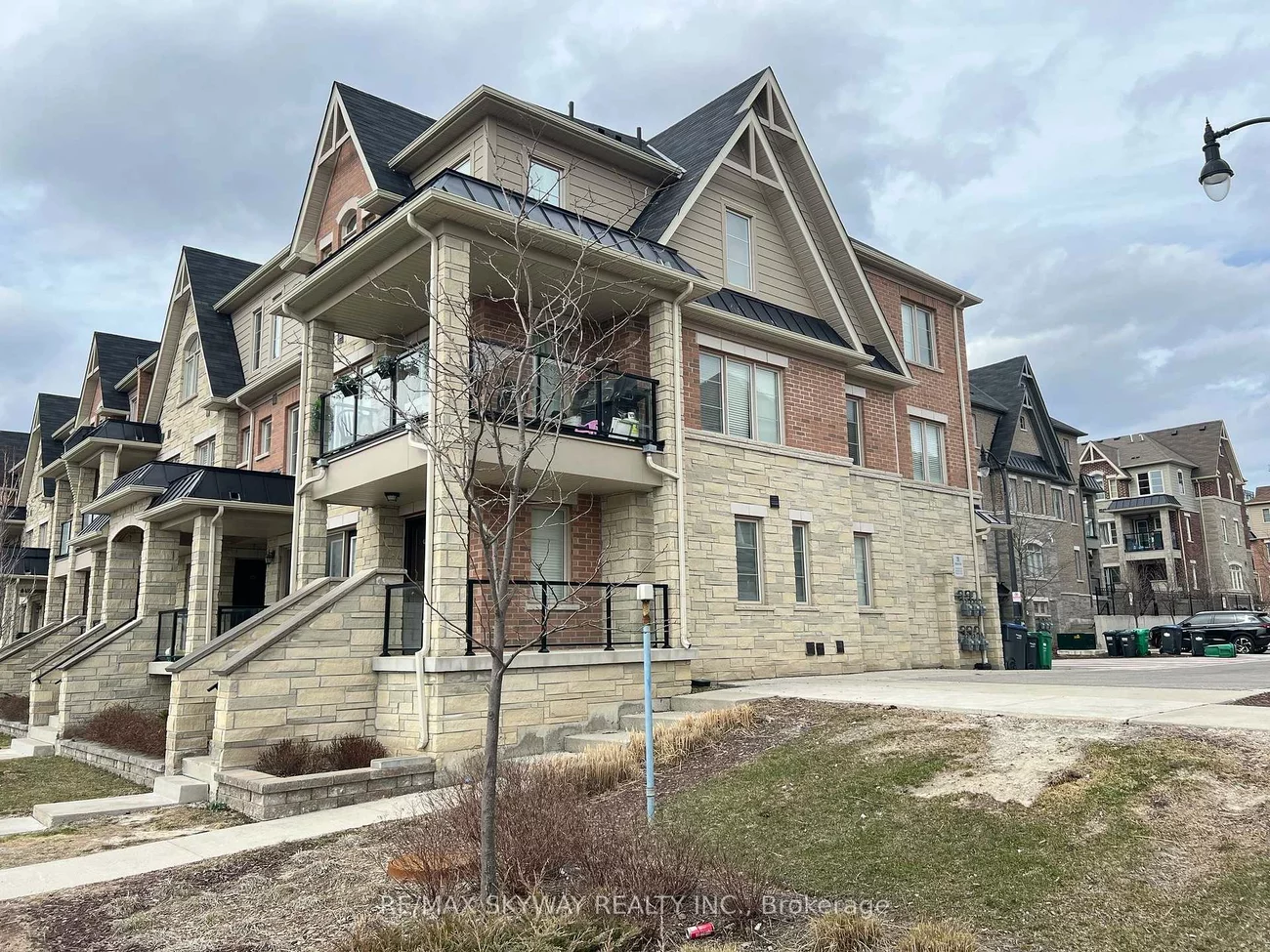 200, Veterans, Northwest Brampton, Brampton