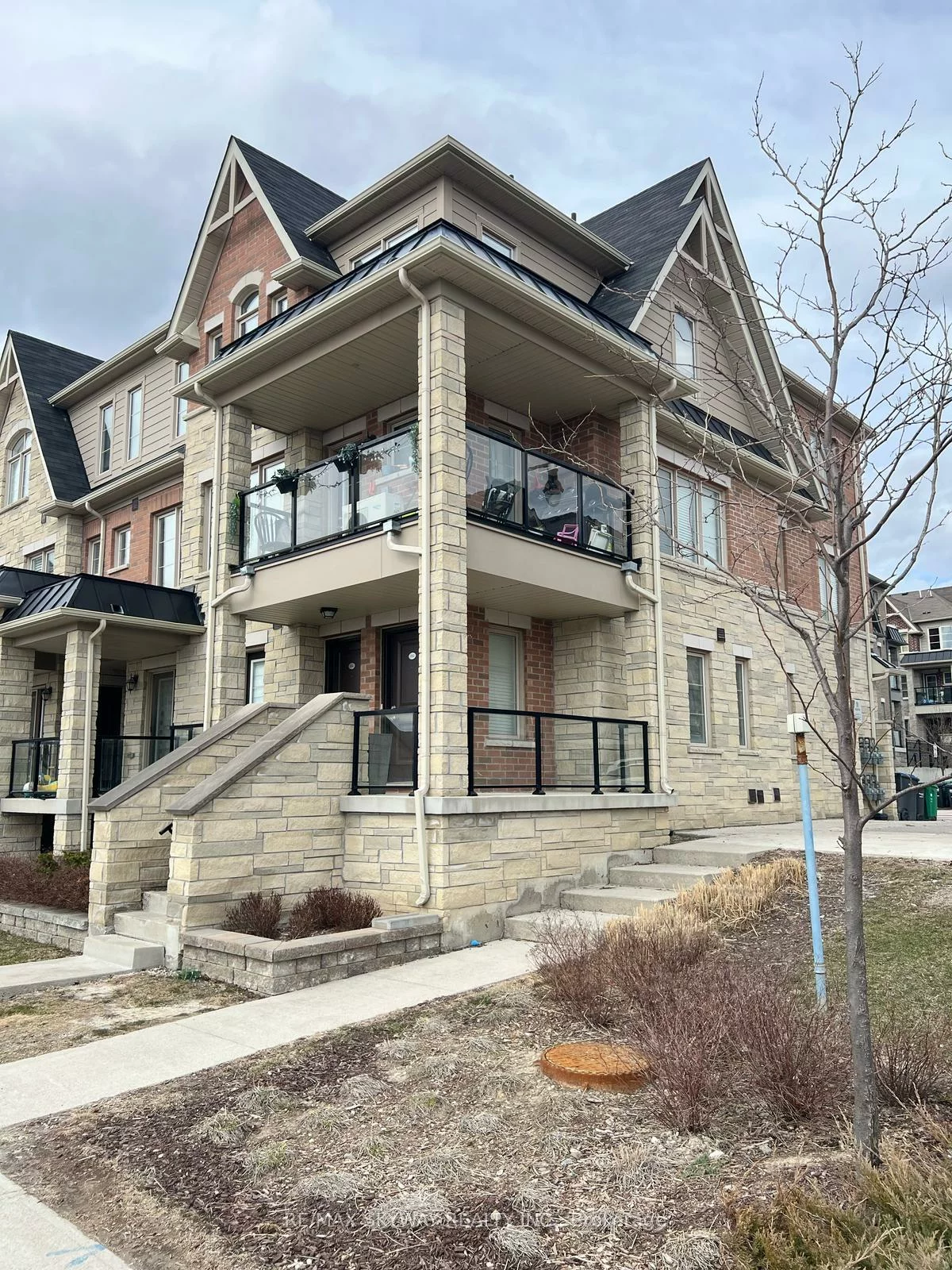 200, Veterans, Northwest Brampton, Brampton