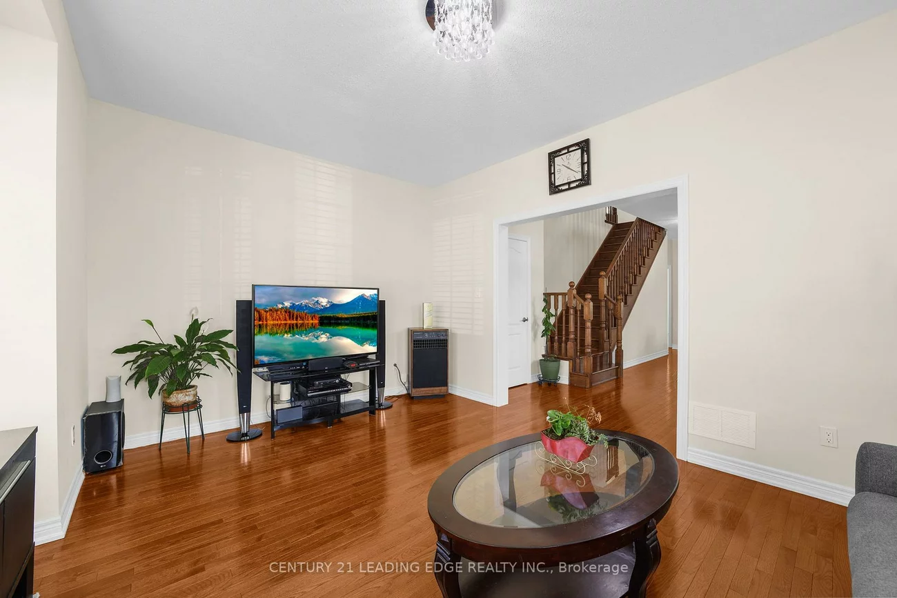 35, Lobelia, Sandringham-Wellington, Brampton