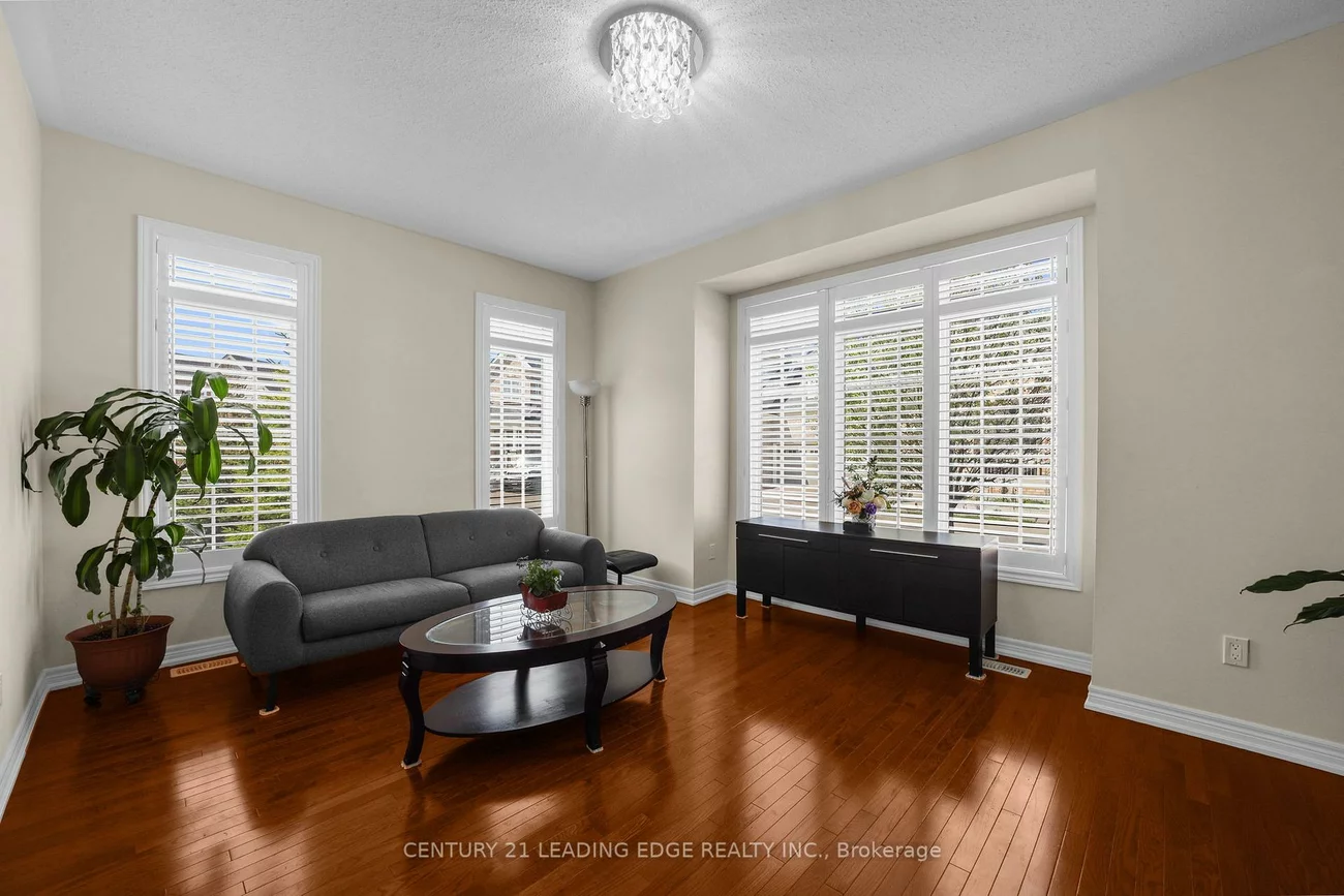 35, Lobelia, Sandringham-Wellington, Brampton