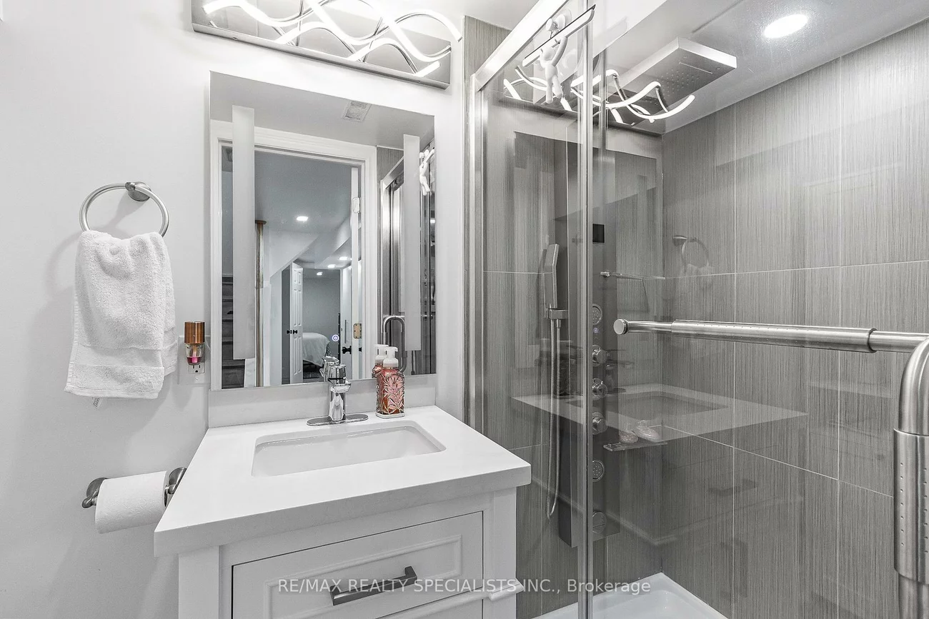 231, Baronwood, Brampton North, Brampton