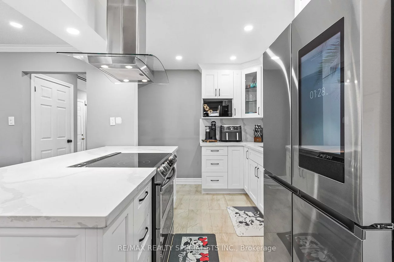 231, Baronwood, Brampton North, Brampton