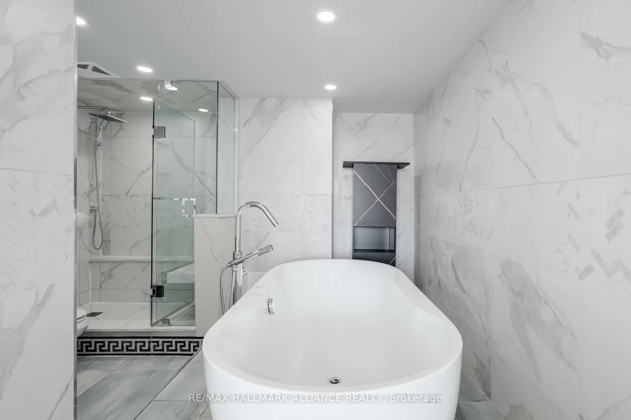 30, Malta, Fletcher's Creek South, Brampton