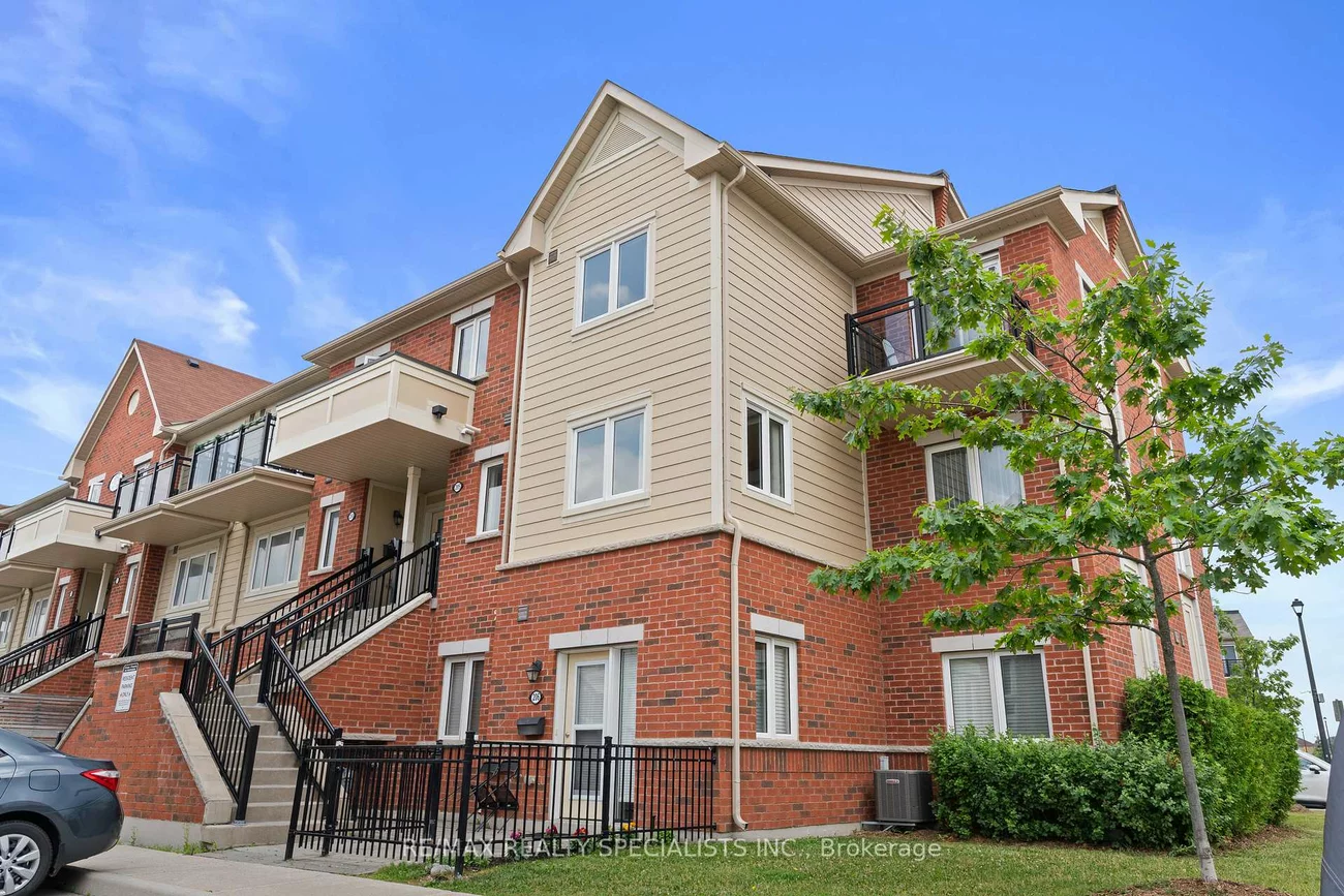 250, Sunny Meadow, Sandringham-Wellington, Brampton