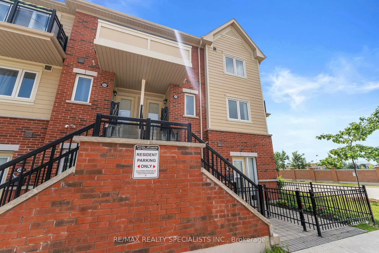 250, Sunny Meadow, Sandringham-Wellington, Brampton