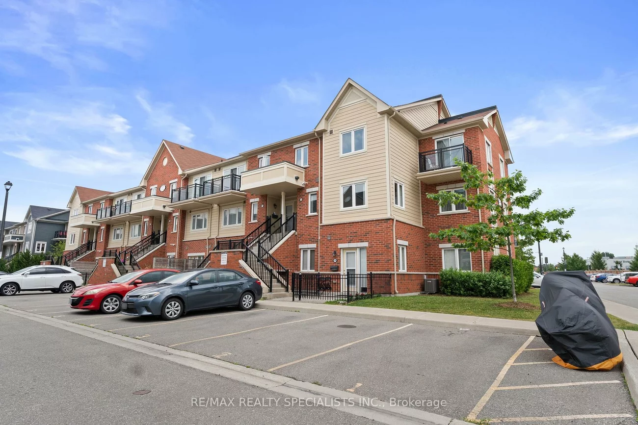 250, Sunny Meadow, Sandringham-Wellington, Brampton