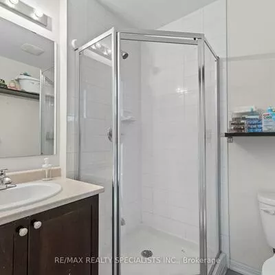 250, Sunny Meadow, Sandringham-Wellington, Brampton