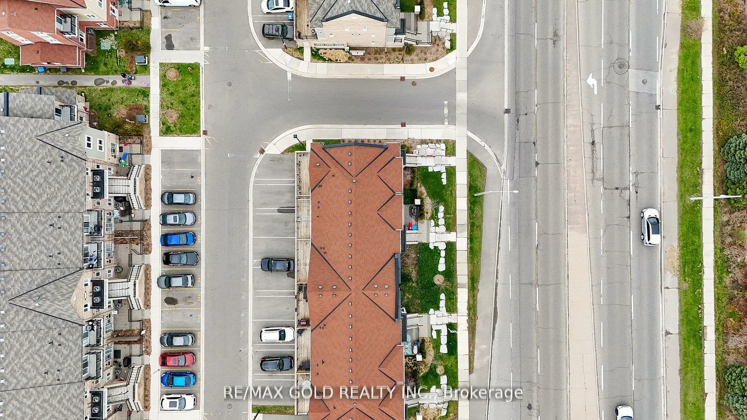 250, Sunny Meadow, Sandringham-Wellington, Brampton