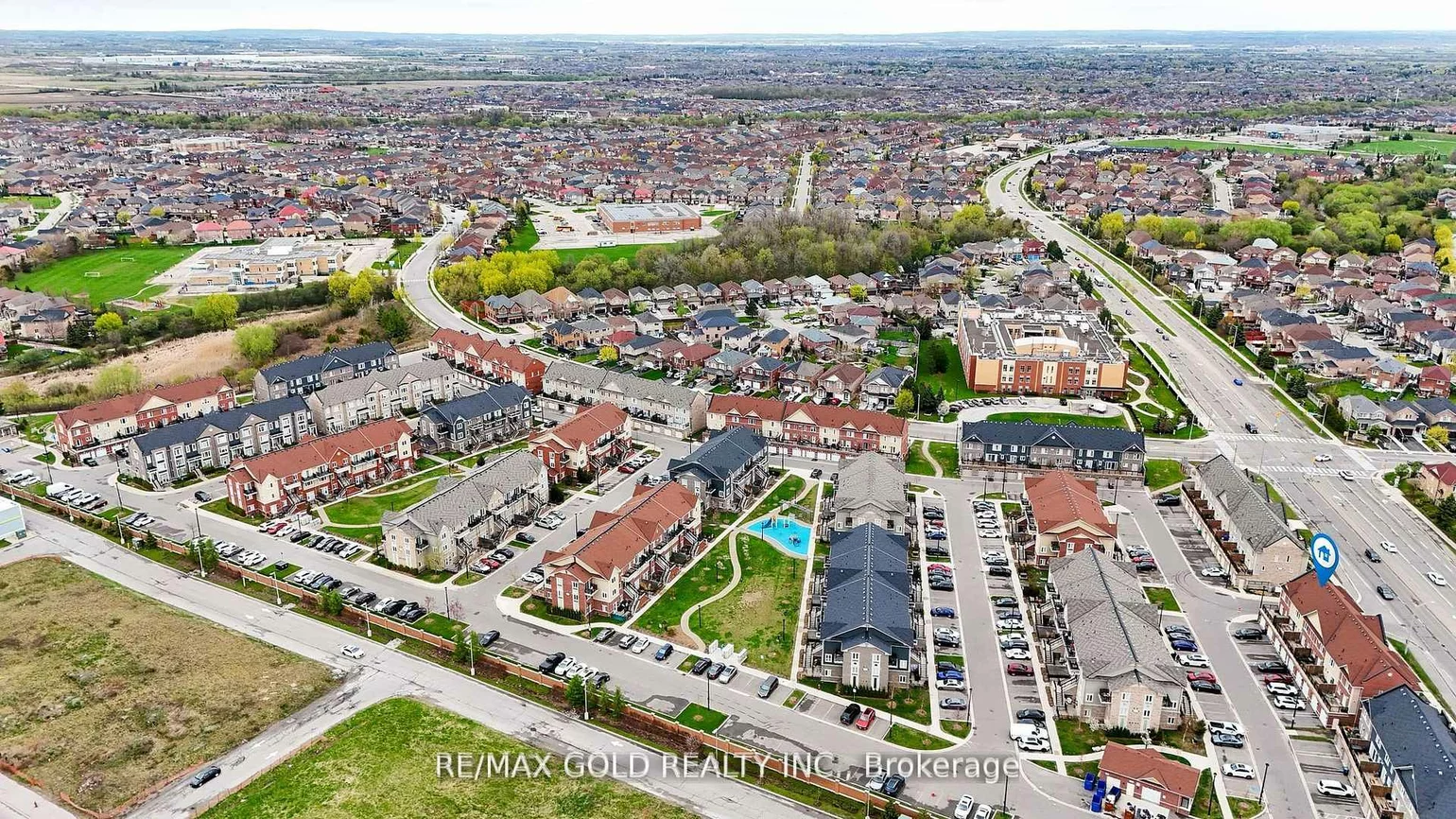 250, Sunny Meadow, Sandringham-Wellington, Brampton