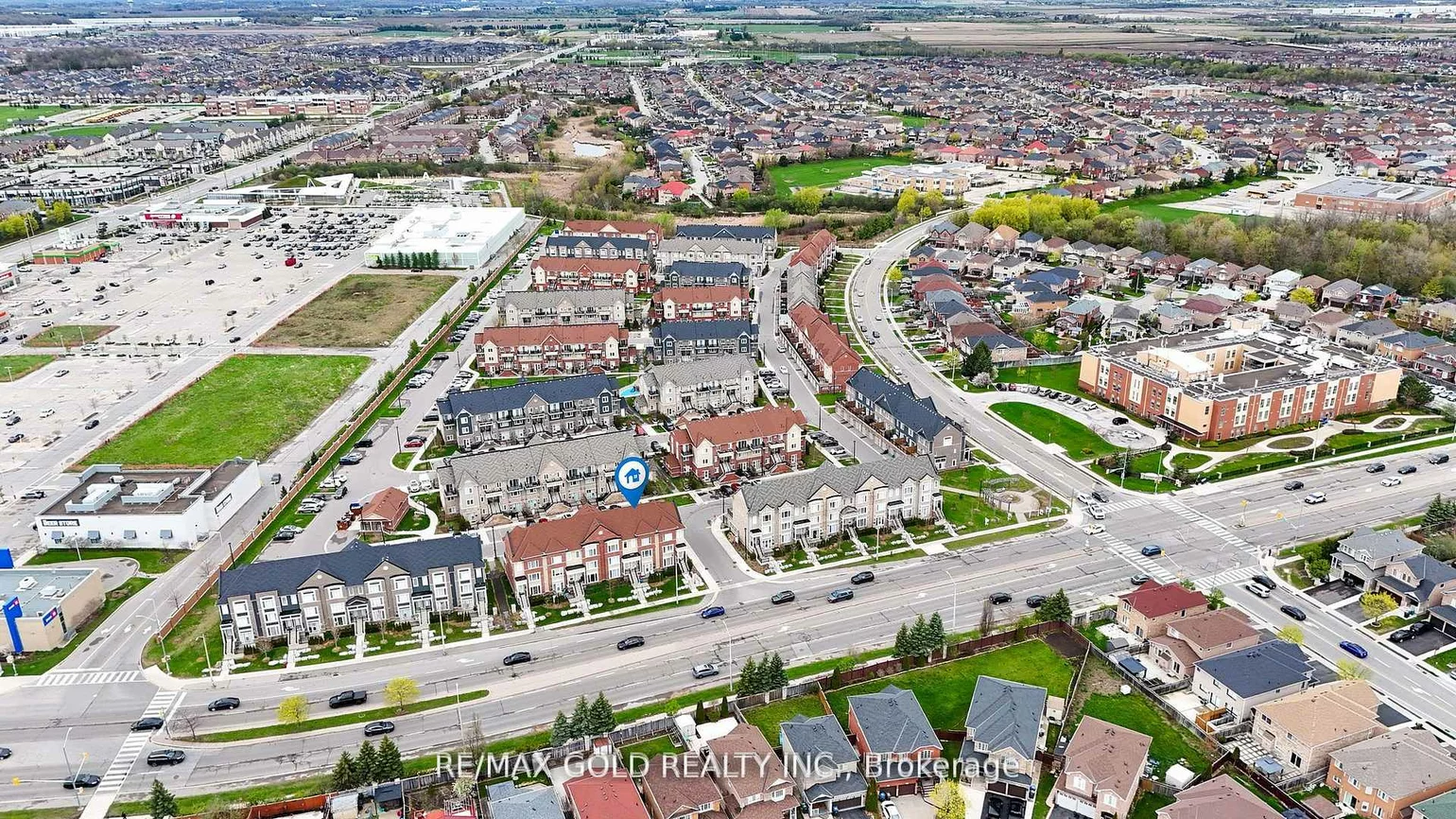 250, Sunny Meadow, Sandringham-Wellington, Brampton