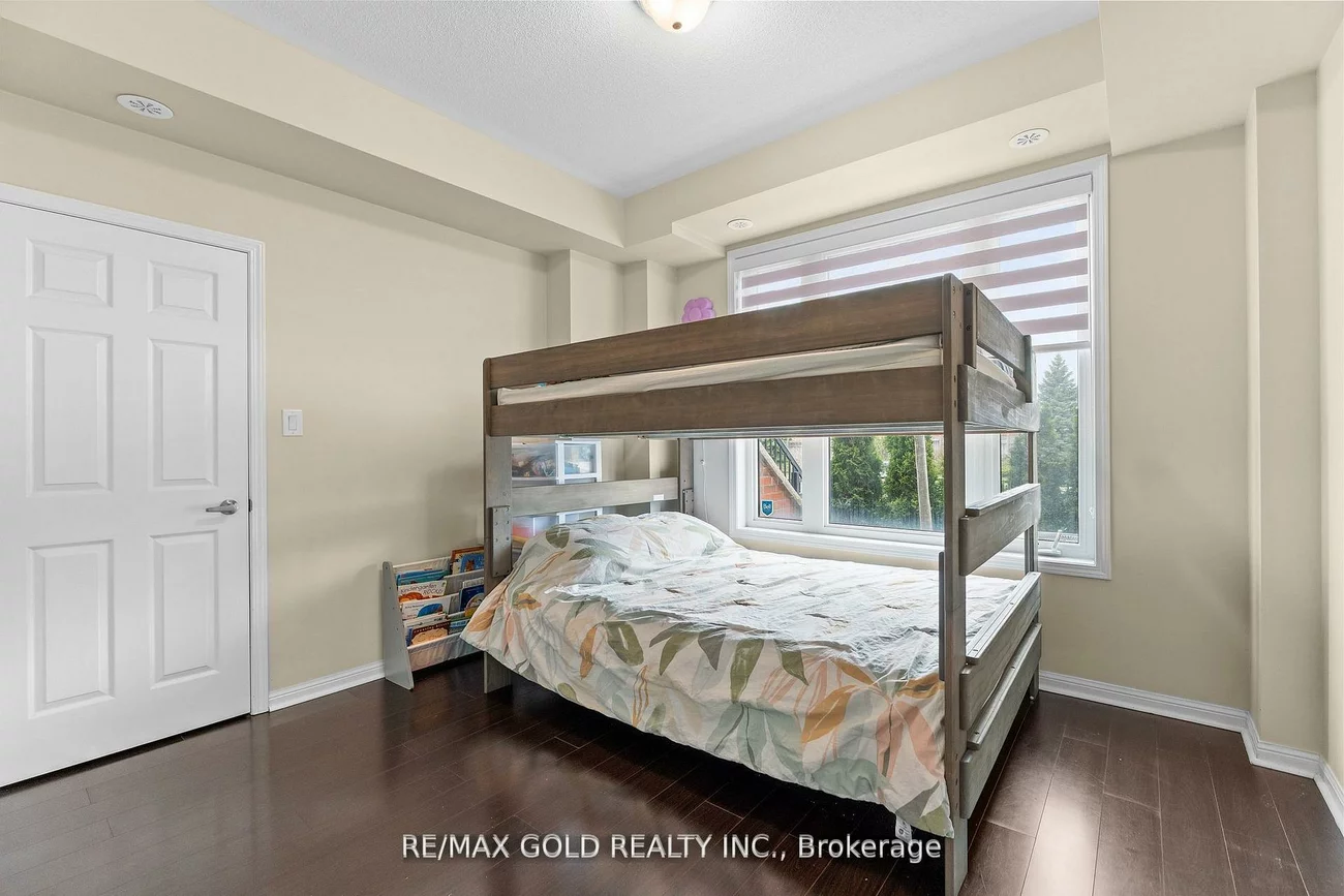 250, Sunny Meadow, Sandringham-Wellington, Brampton