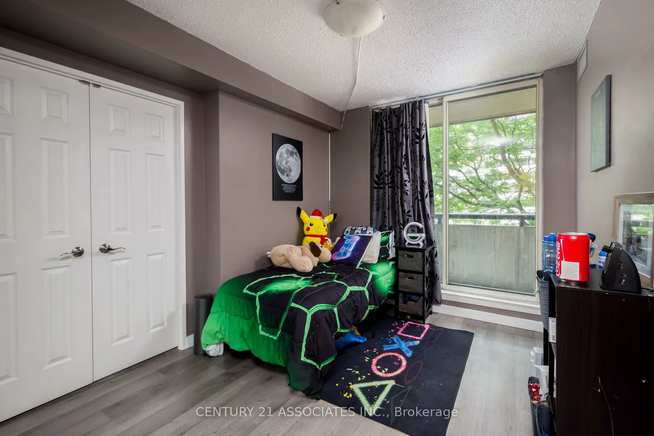 5, Lisa, Queen Street Corridor, Brampton