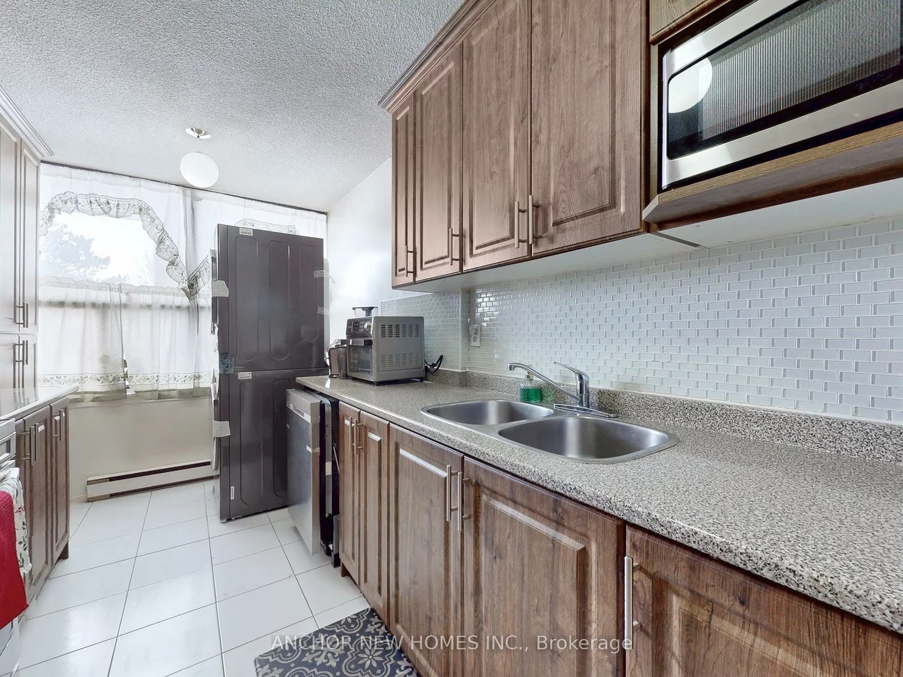 4, Kings Cross, Queen Street Corridor, Brampton