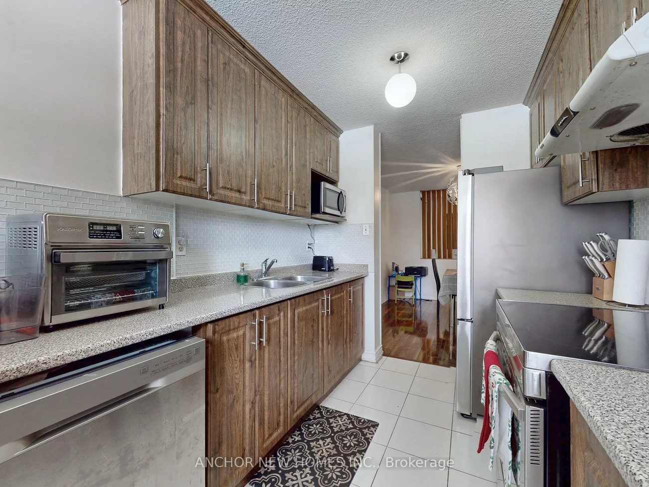 4, Kings Cross, Queen Street Corridor, Brampton