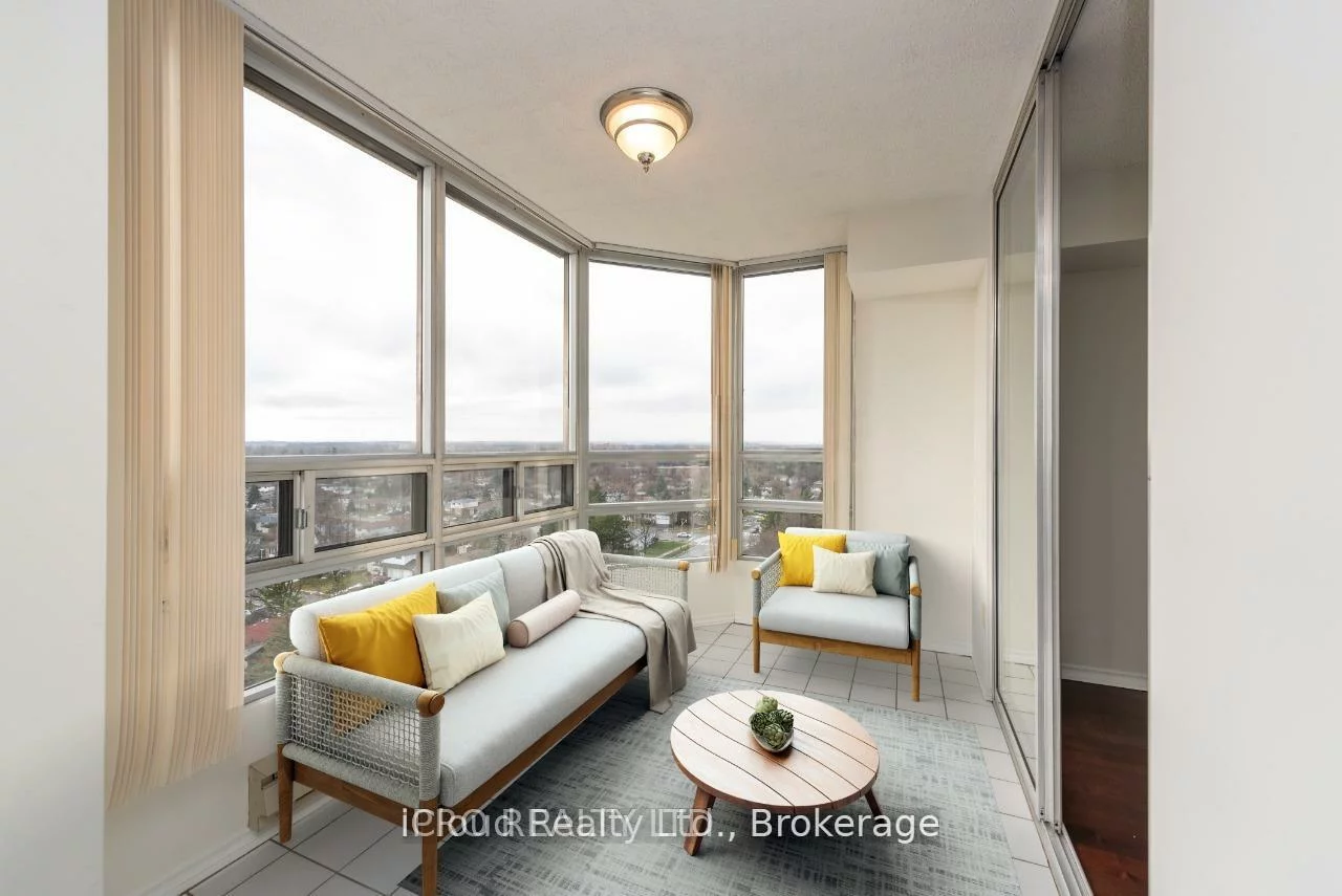 330, Mill, Brampton South, Brampton