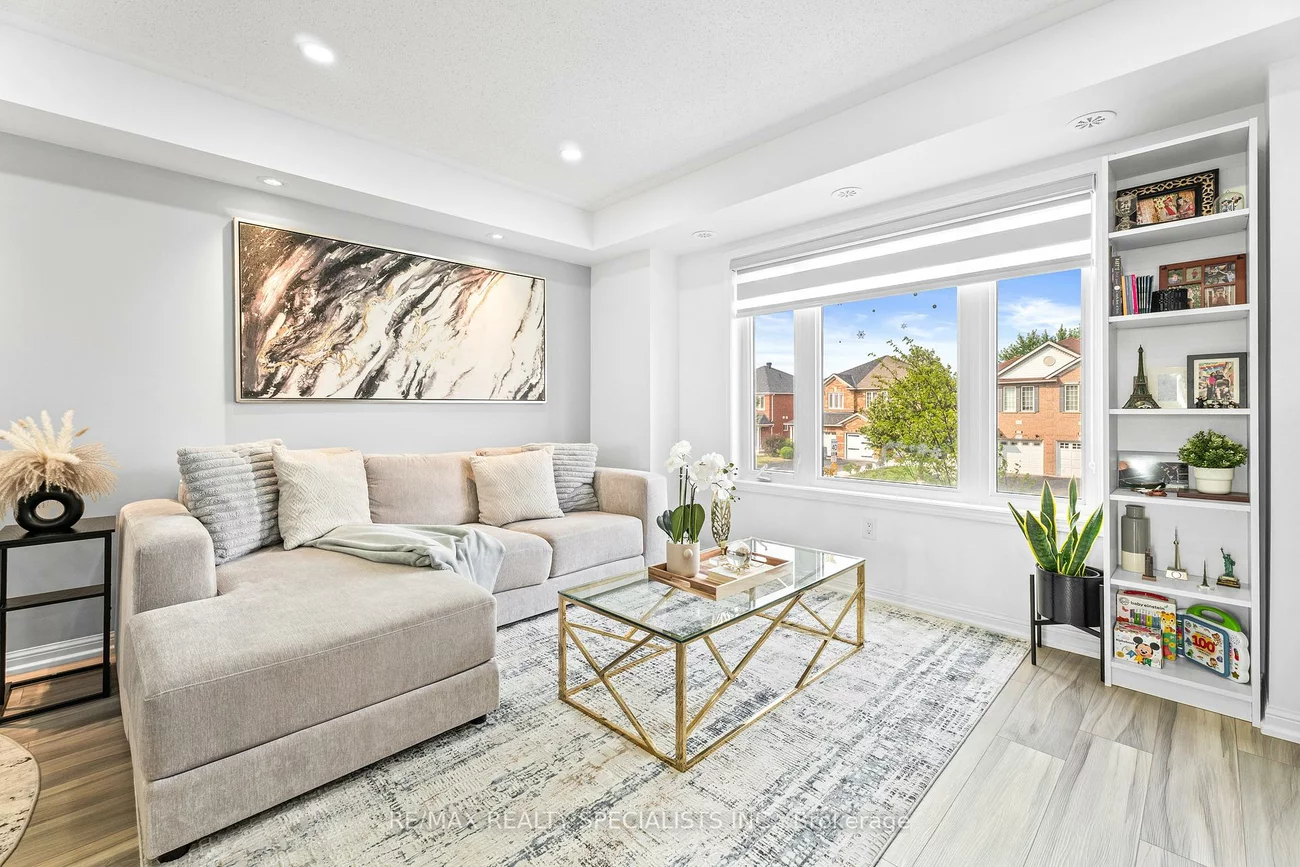 250, Sunny Meadow, Sandringham-Wellington, Brampton