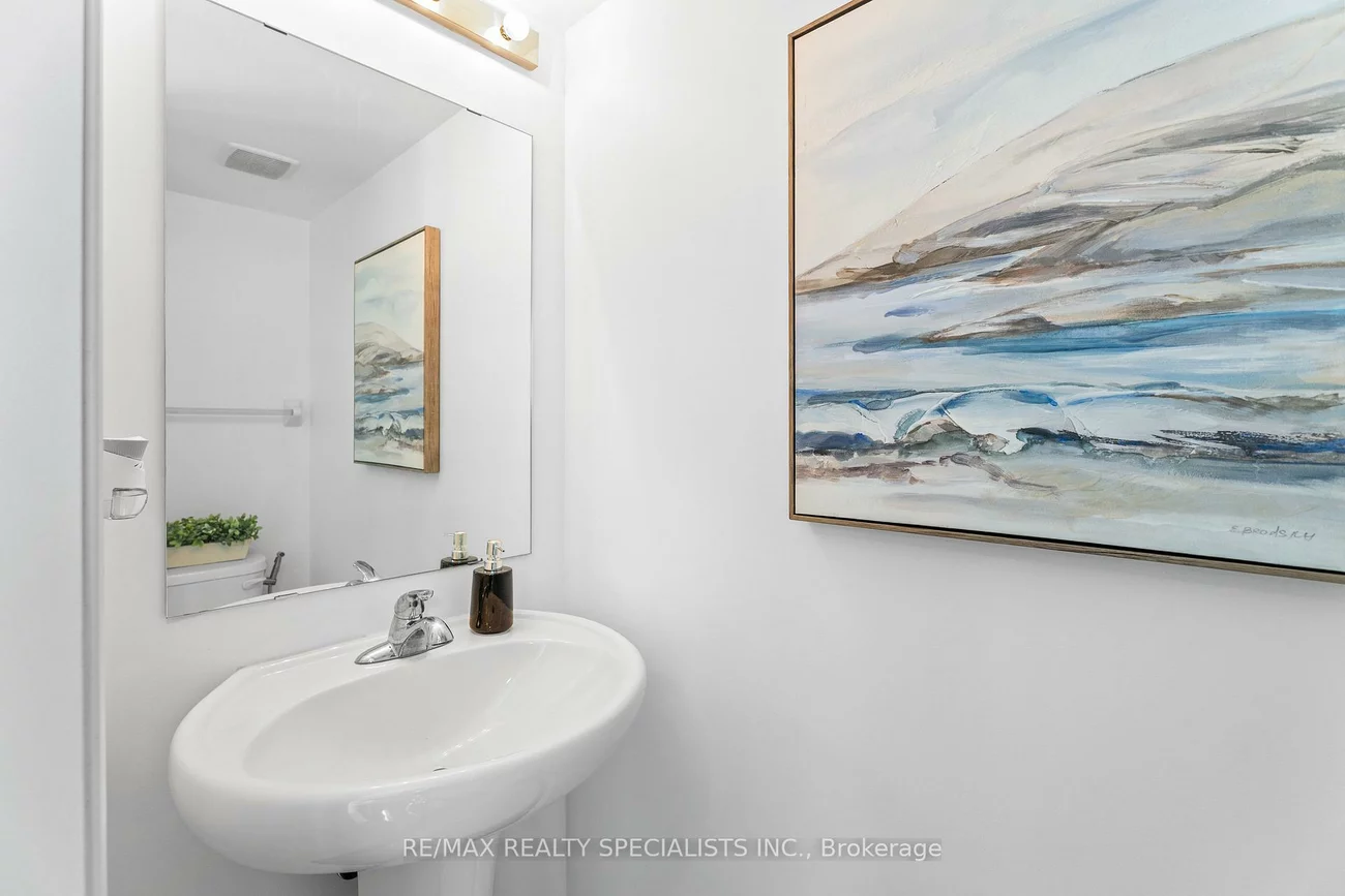 250, Sunny Meadow, Sandringham-Wellington, Brampton