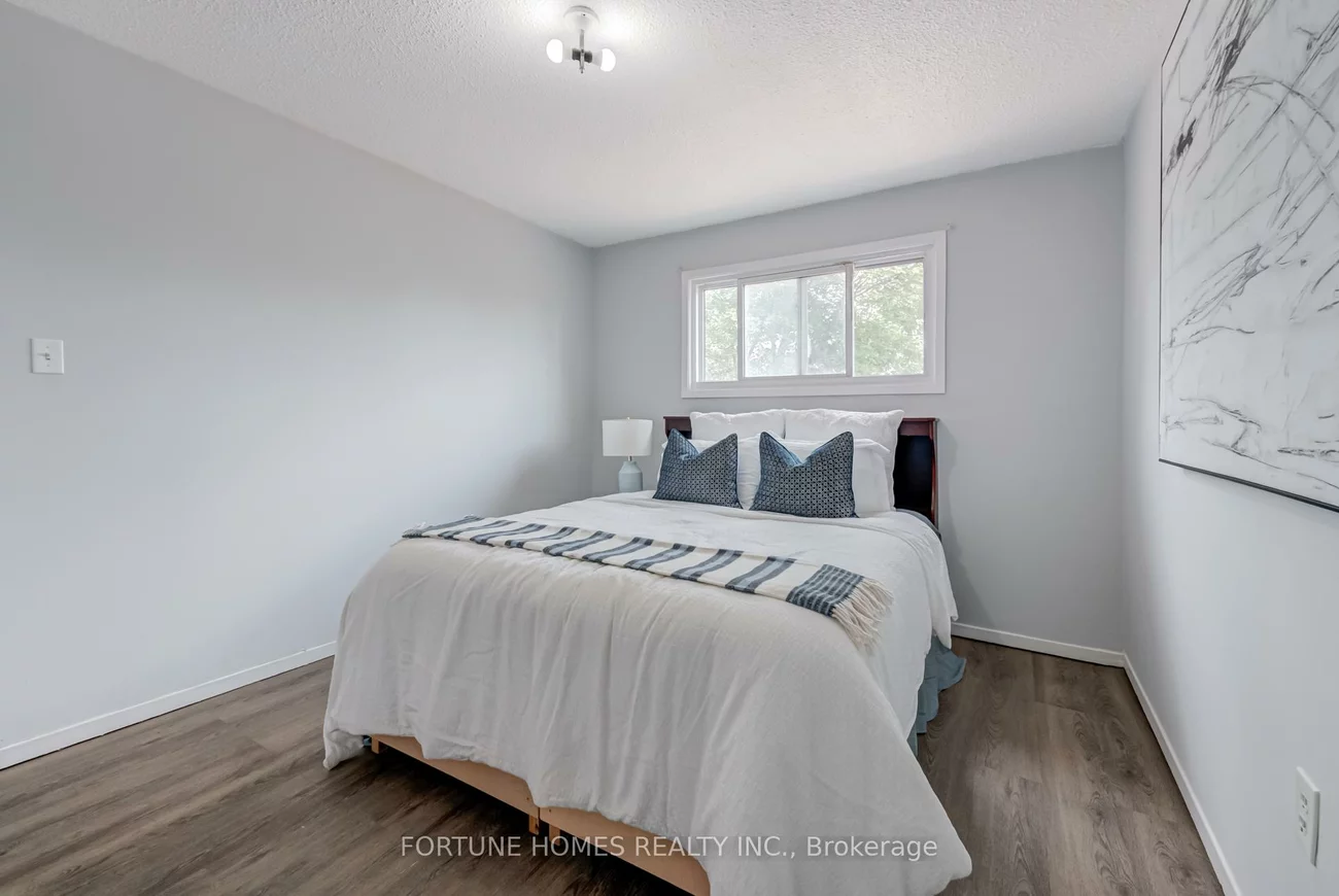 59, Enmount, Southgate, Brampton