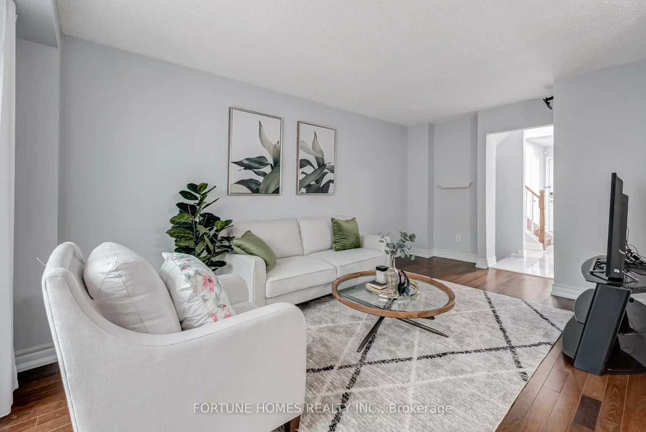 59, Enmount, Southgate, Brampton