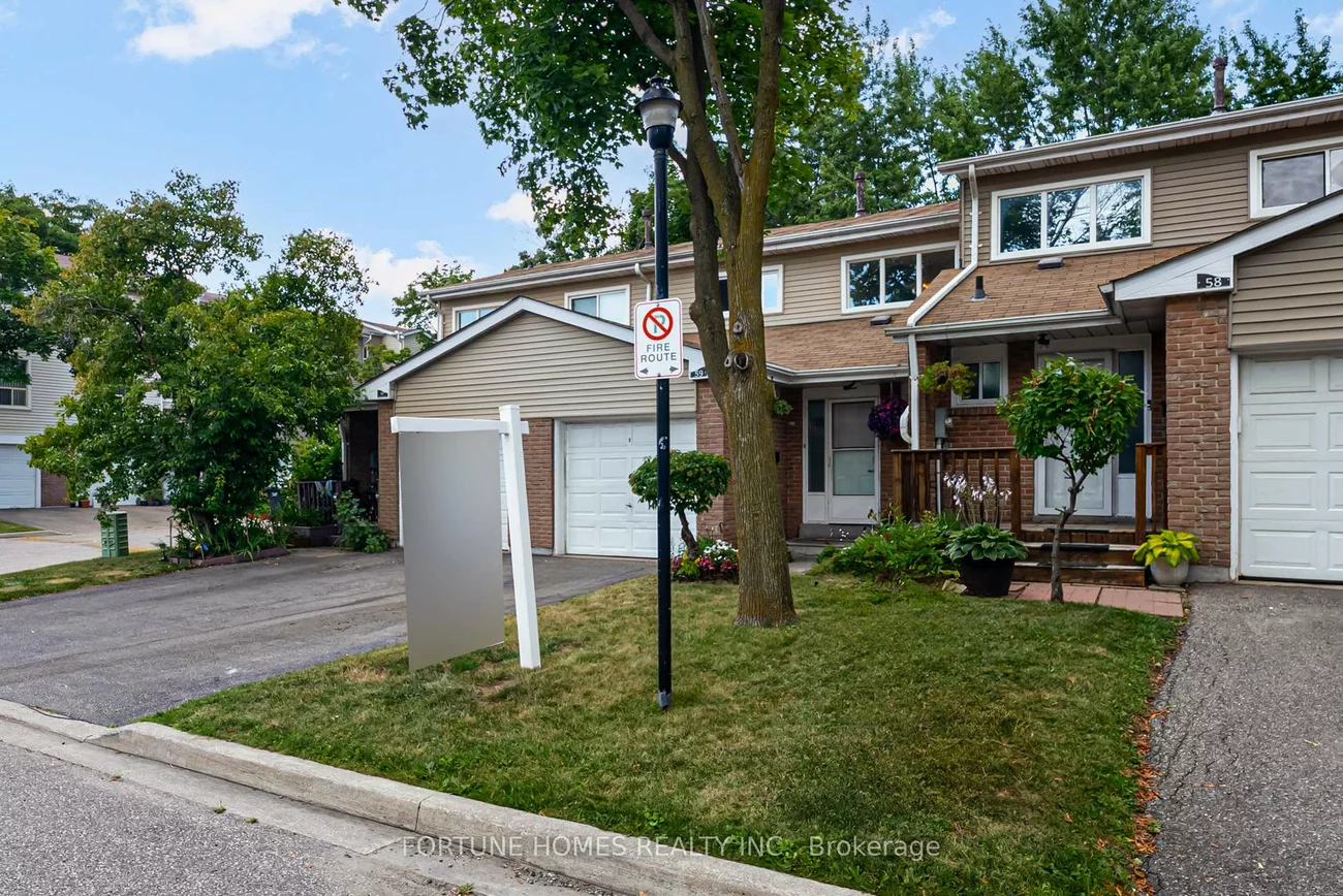 59, Enmount, Southgate, Brampton