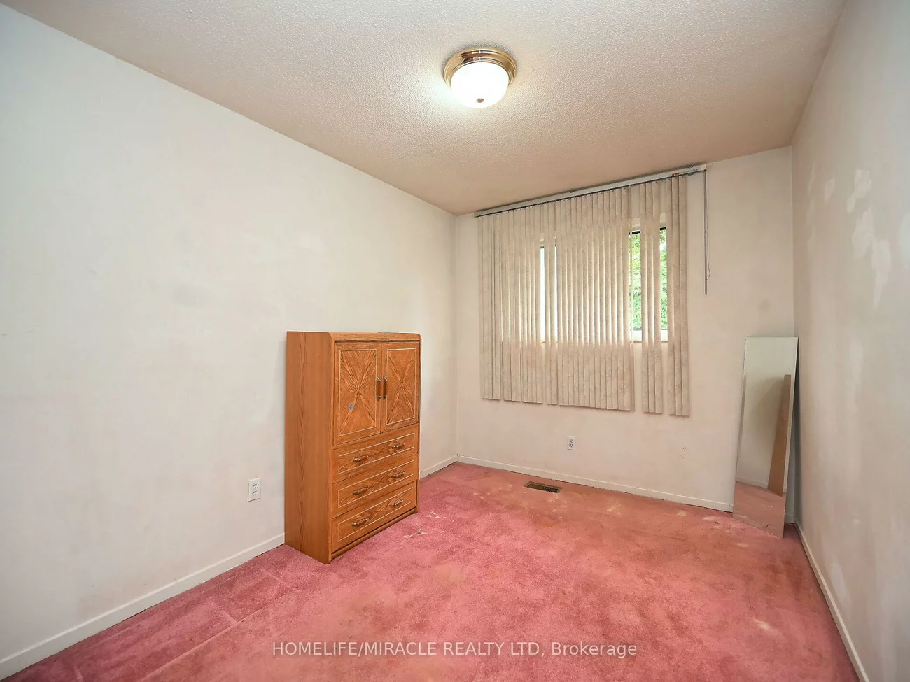 120, Collins, Brampton North, Brampton