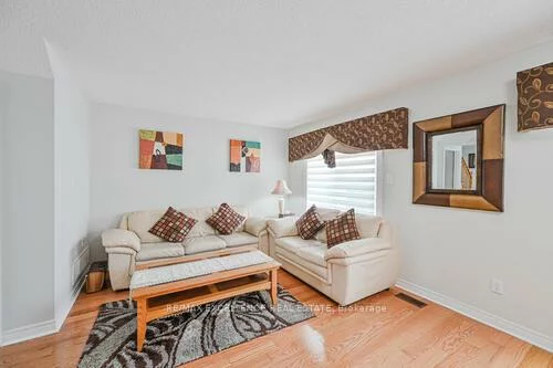 80, Wickstead, Sandringham-Wellington, Brampton