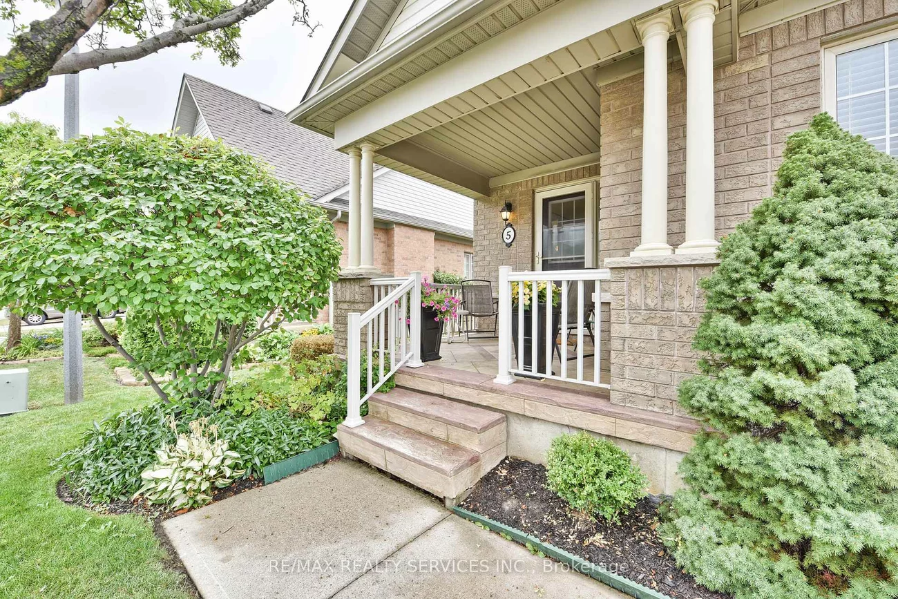 5, Falconwood, Sandringham-Wellington, Brampton