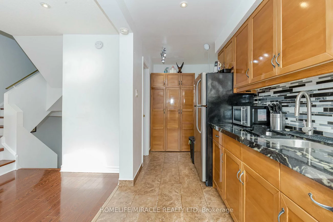 12, Eden Park, Southgate, Brampton