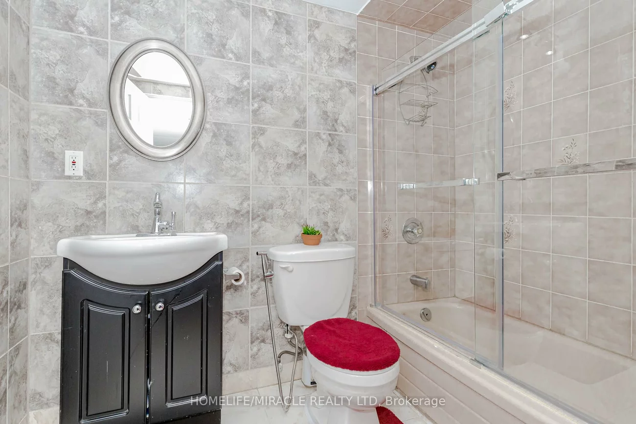 12, Eden Park, Southgate, Brampton