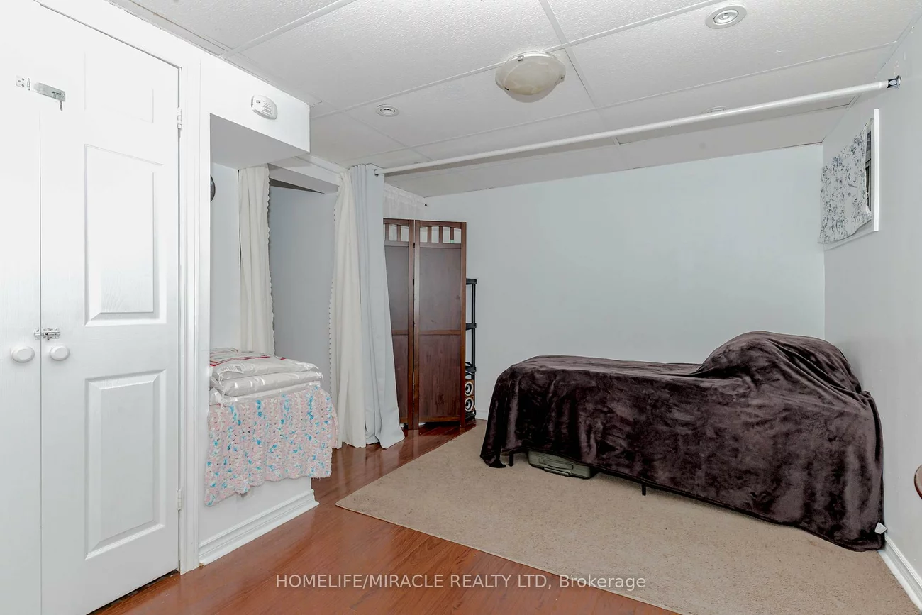 12, Eden Park, Southgate, Brampton