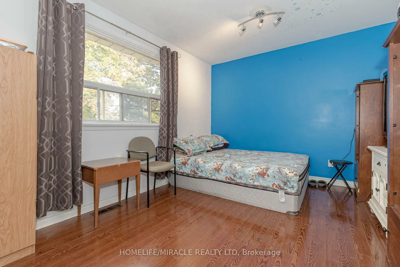 12, Eden Park, Southgate, Brampton