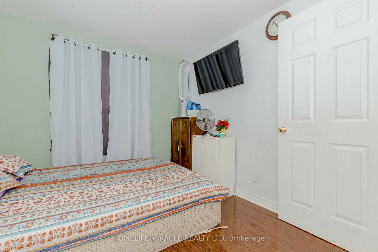 12, Eden Park, Southgate, Brampton