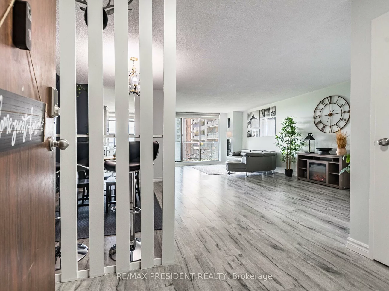 21, Knightsbridge, Queen Street Corridor, Brampton