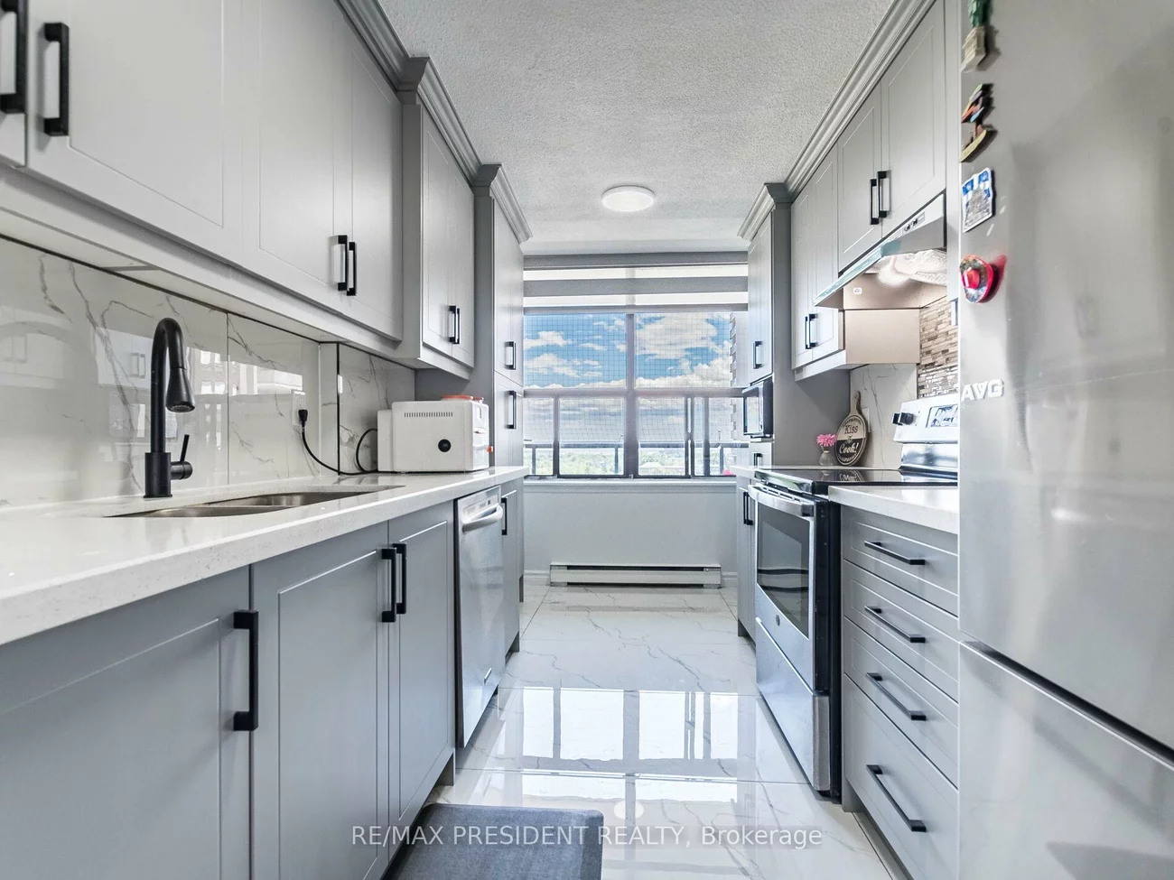 21, Knightsbridge, Queen Street Corridor, Brampton