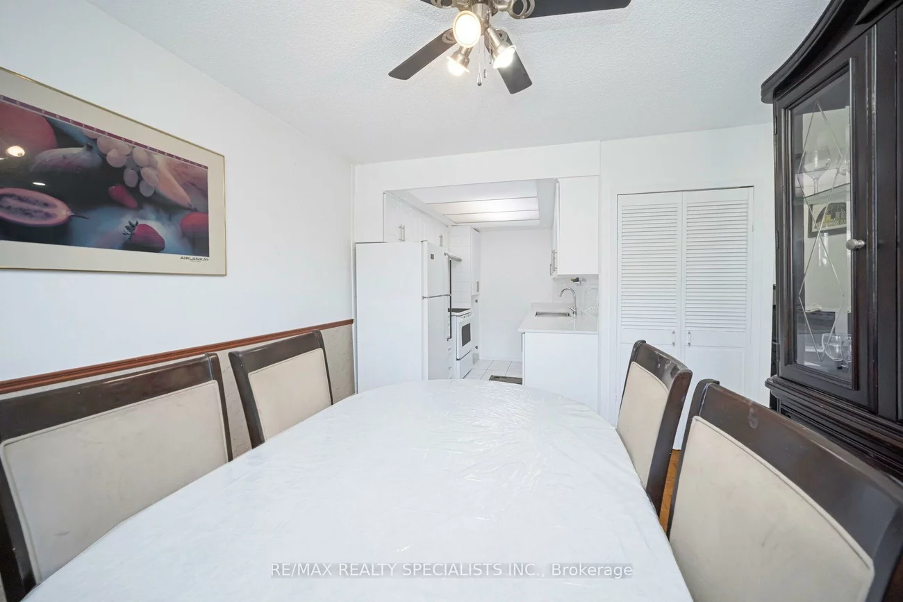 28, Lincoln, Bramalea West Industrial, Brampton
