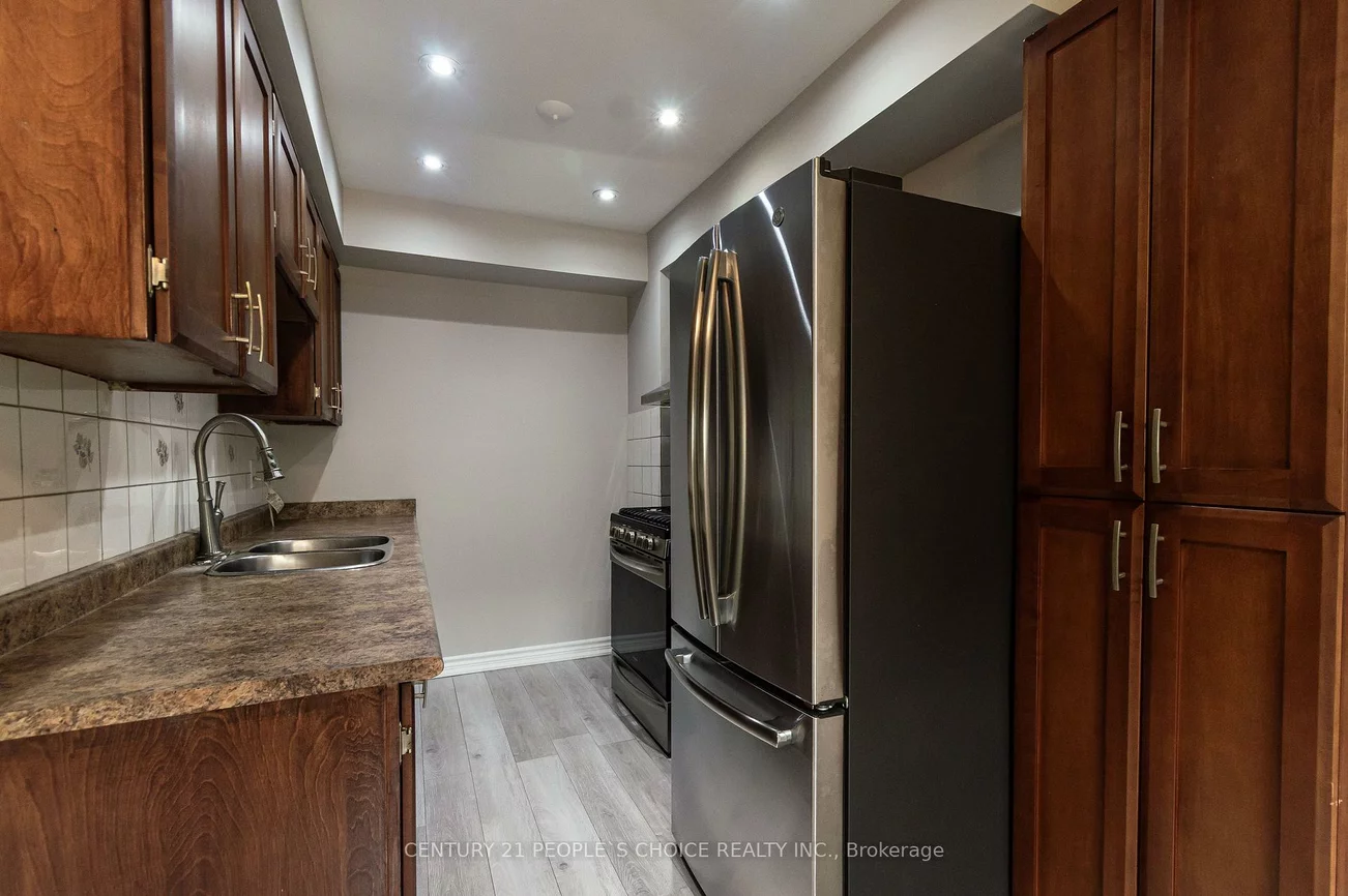16, Franklin, Bramalea West Industrial, Brampton